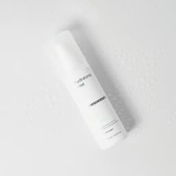 8436024750331 Styled Photo 3