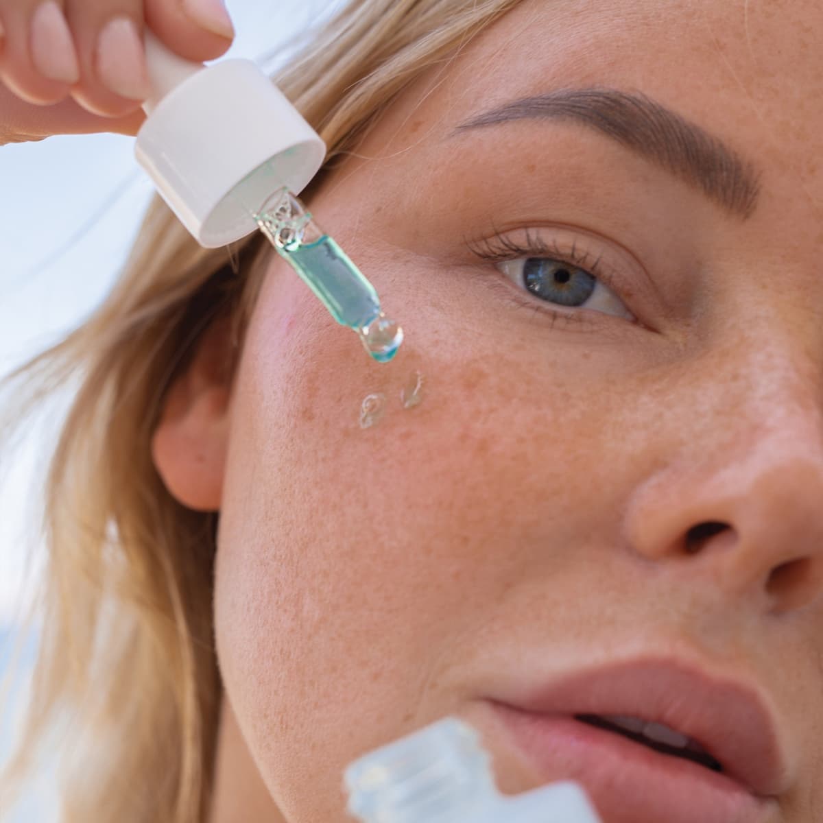 Alpha-H Vitamin B Serum with 5% Niacinamide miniatuur 3