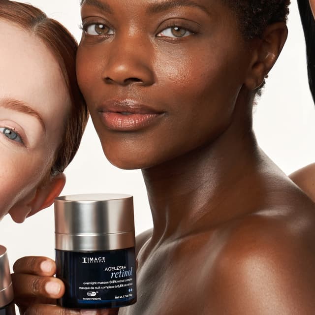 810186570040 Styled Photo 3