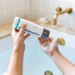 666151011359 Styled Photo 3