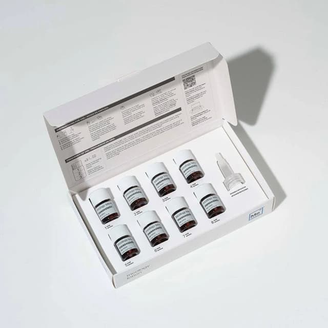 8436024750102 Styled Photo 2