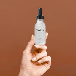 818625020620 Styled Photo 1