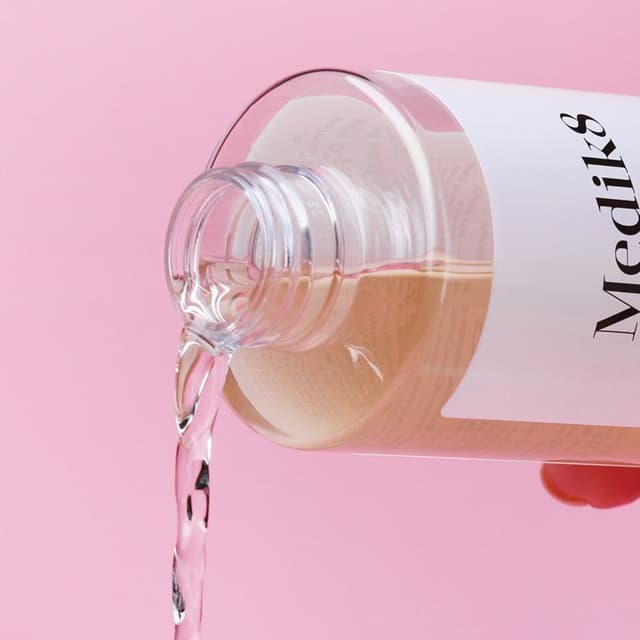 818625022402 Styled Photo 3