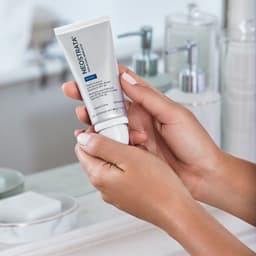 732013250188 Styled Photo 2