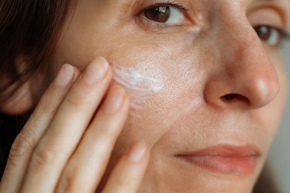 Realistische skincare routine: zo zorg je goed voor je huid op drukke dagen